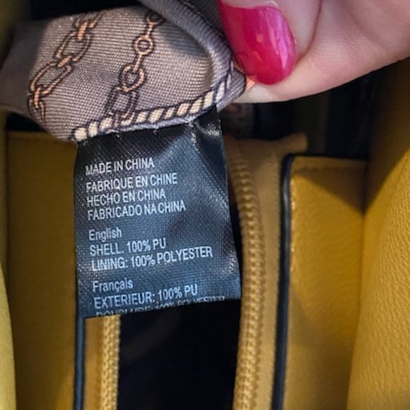 Mustard Yellow Purse - Picture 11 of 13